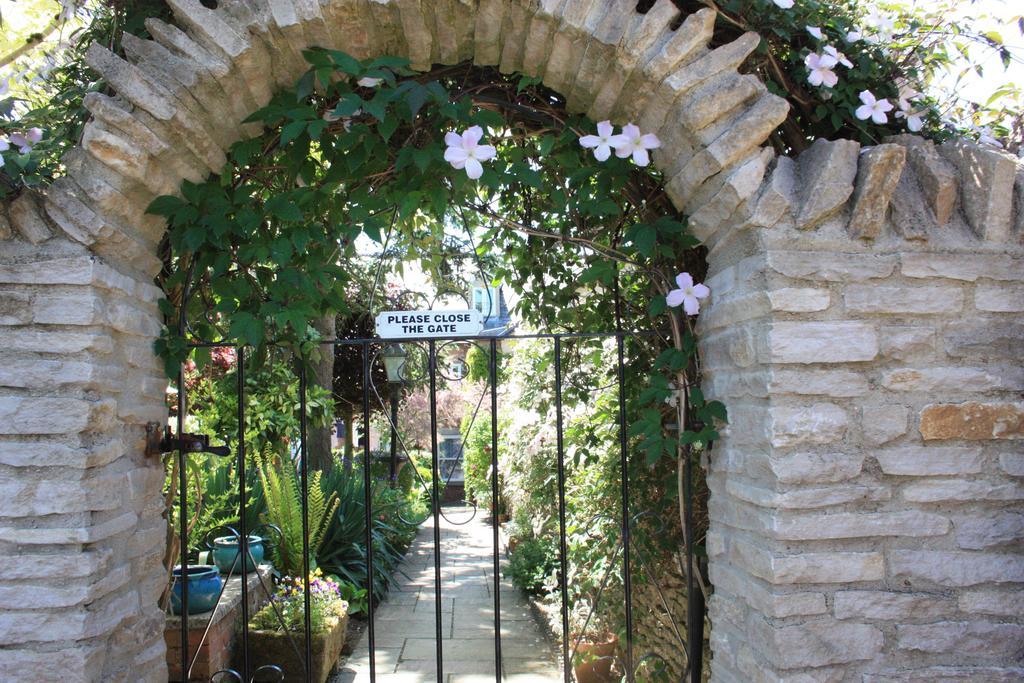 The Limes Hotel Stow-on-the-Wold ภายนอก รูปภาพ